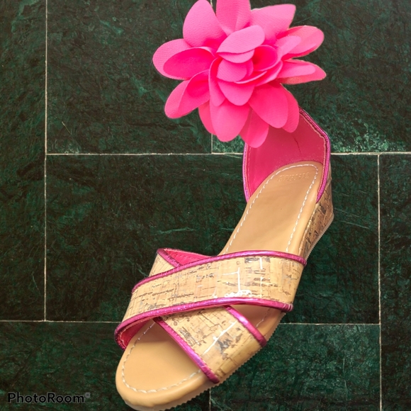 Sz11 Gymboree shoes - Picture 2 of 14